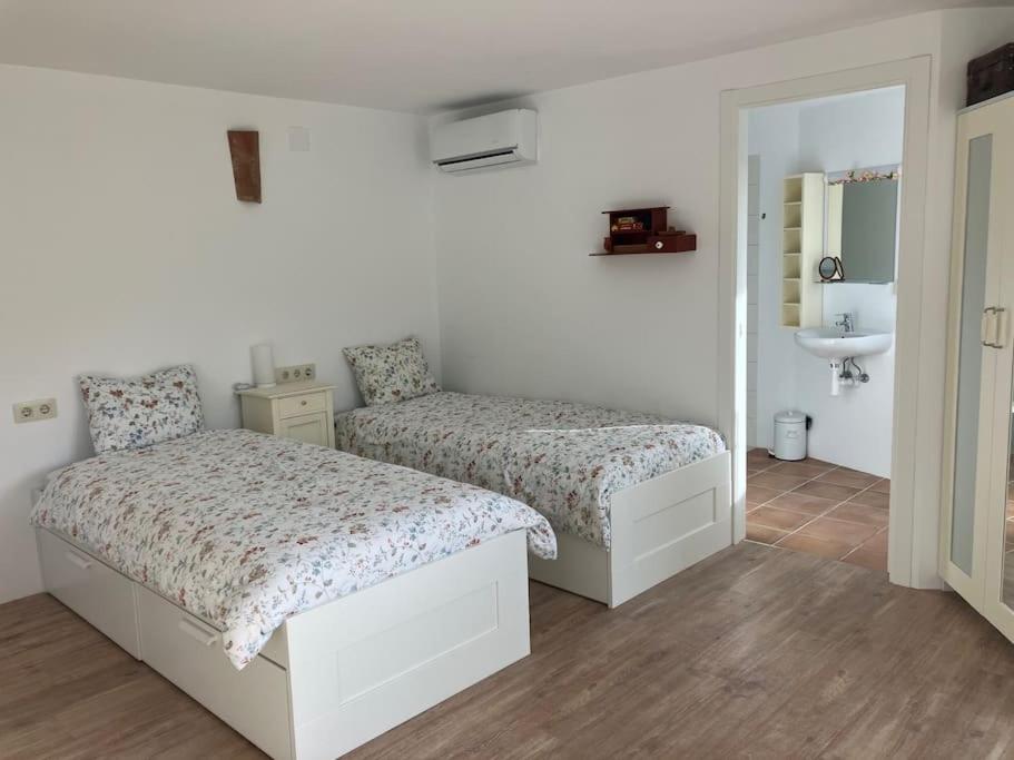 La Penita - Sunny Guesthouse With Private Pool And Garden Salobreña Εξωτερικό φωτογραφία